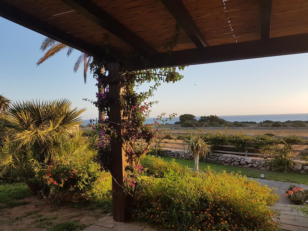 Il Giardino Delle Aloe Guest House Favignana Luaran gambar