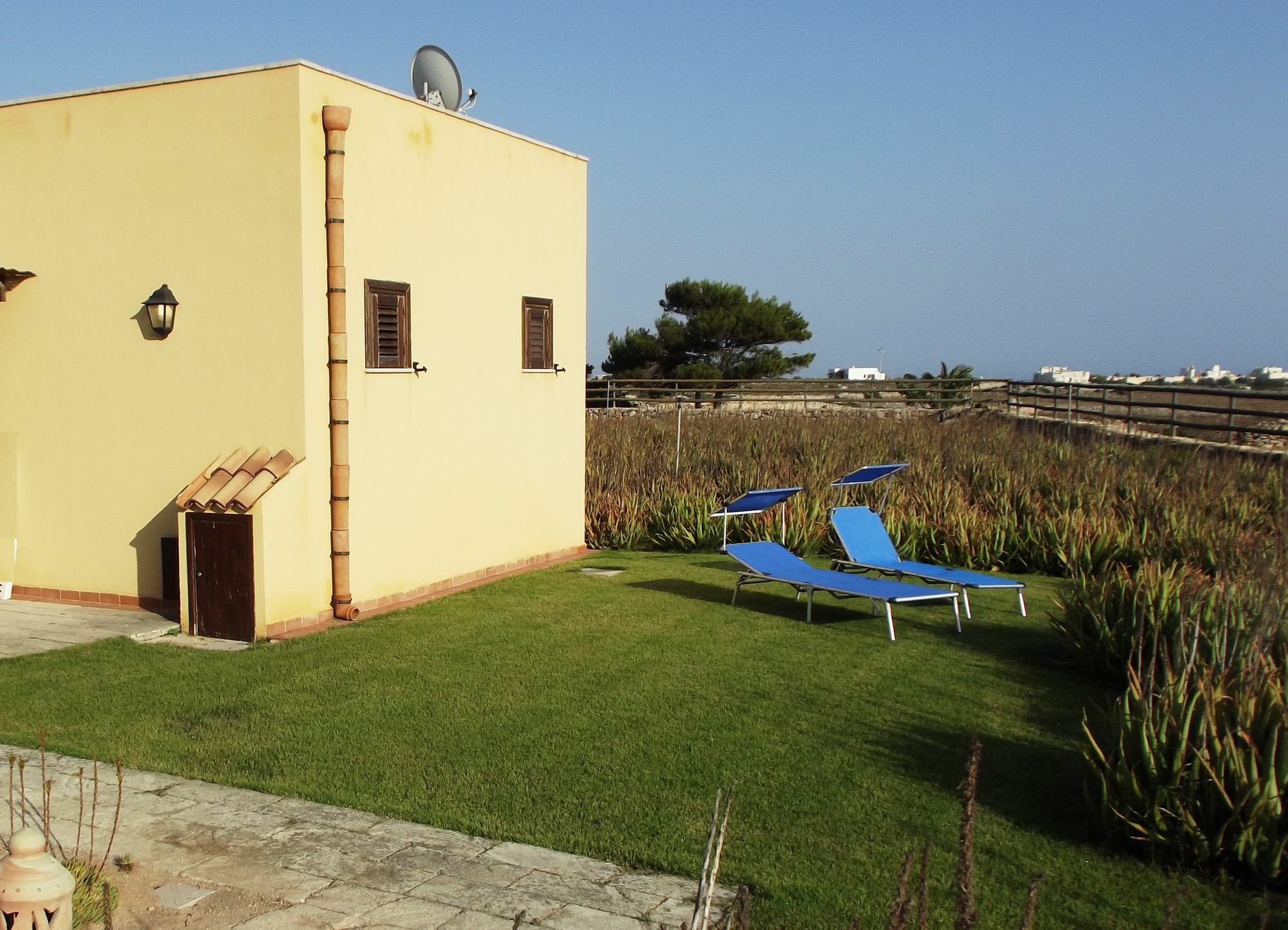 Il Giardino Delle Aloe Guest House Favignana Luaran gambar